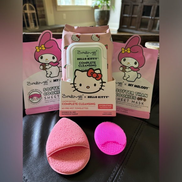 Crème Shop Hello Kitty 60 Face Towelettes, 2 My Melody Sheet Mask, Sponge Scrub - Picture 1 of 7